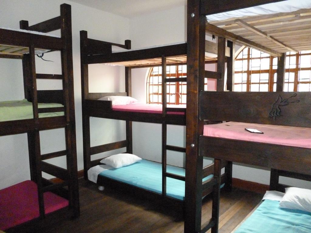 Hostal Cq Chapinero Bogota Ngoại thất bức ảnh