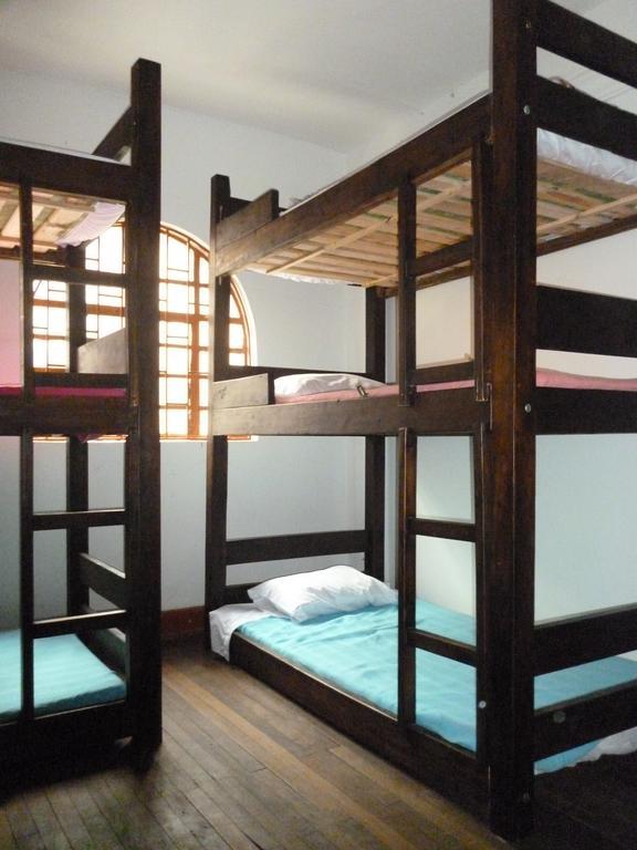 Hostal Cq Chapinero Bogota Ngoại thất bức ảnh