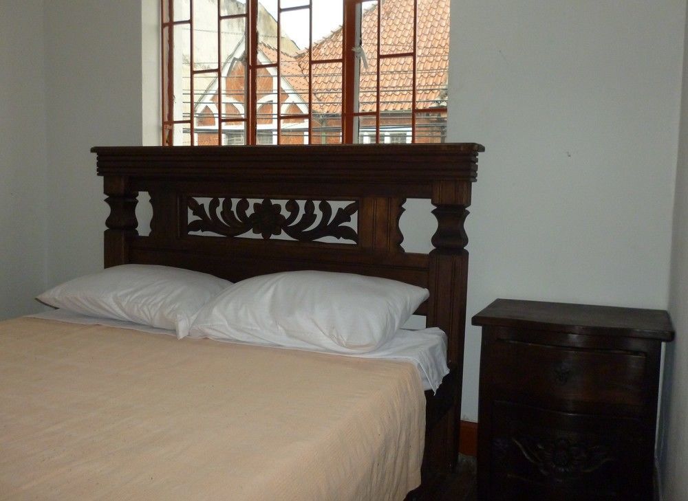 Hostal Cq Chapinero Bogota Ngoại thất bức ảnh